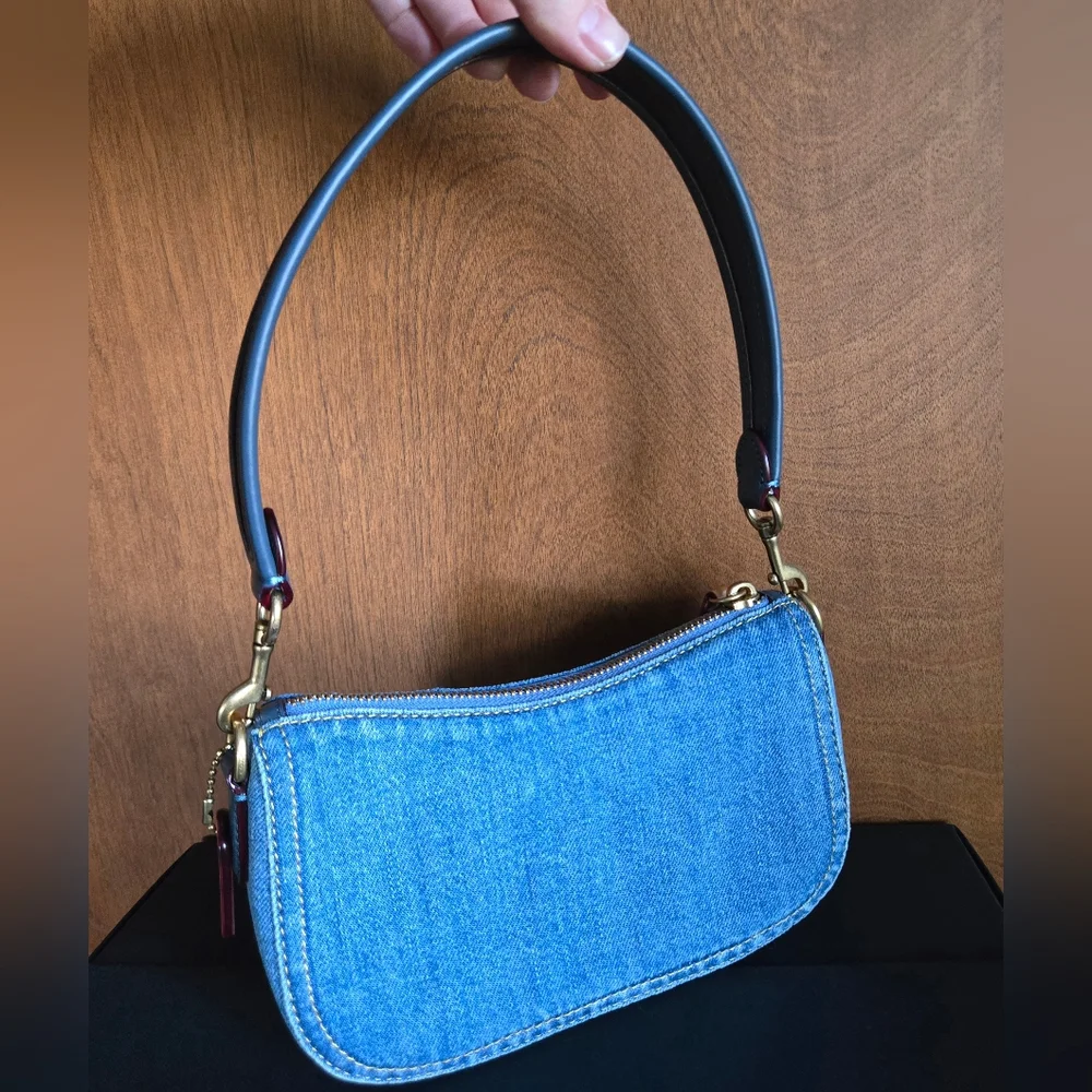 Coach Denim Swinger 20 - Picture 3 of 4